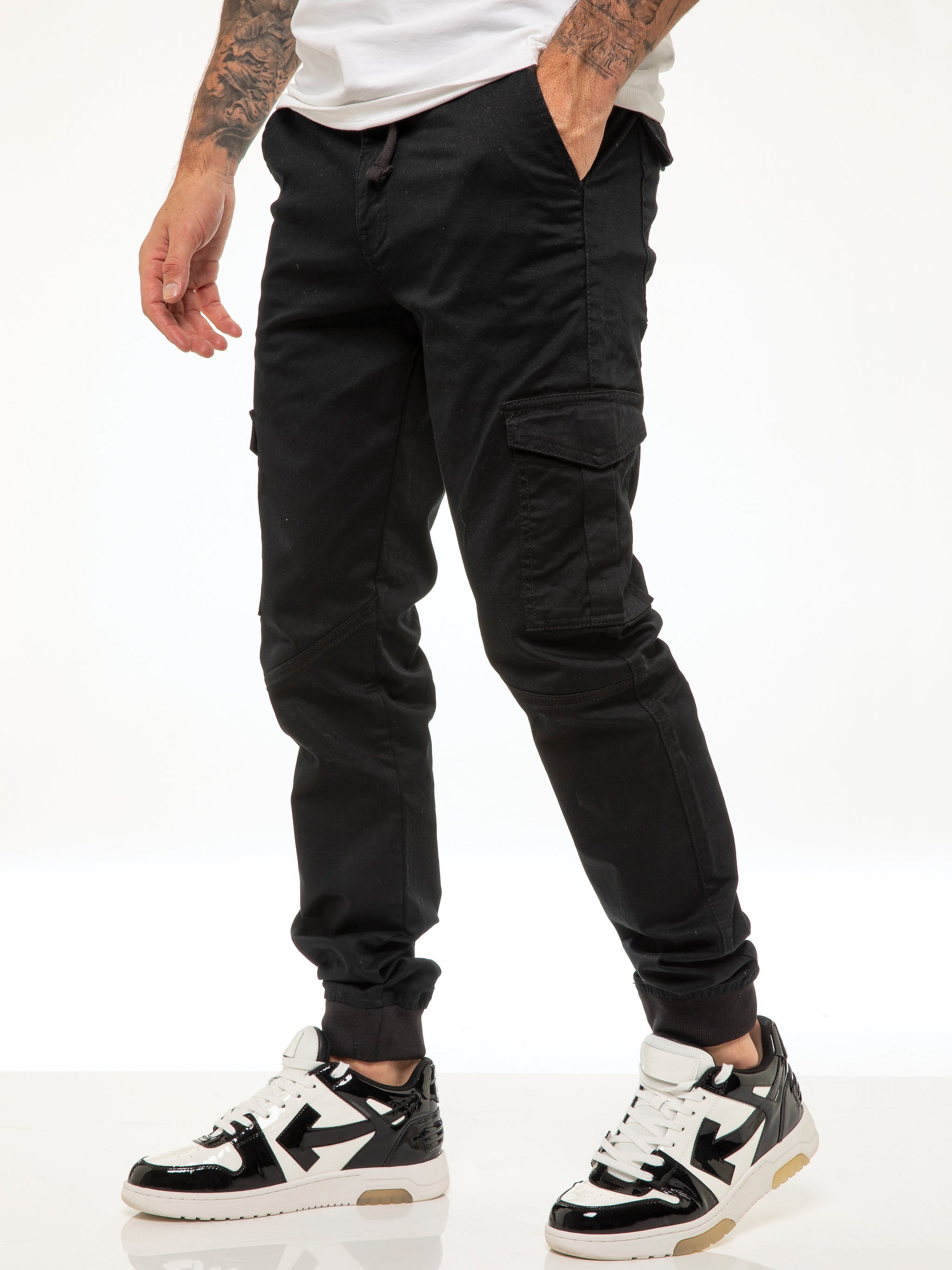 パンツ NACHE STRAP CARGO PANTS size 2 パンツ NACHE STRAP CARGO PANTS size 2 NACHE STRAP CARGO